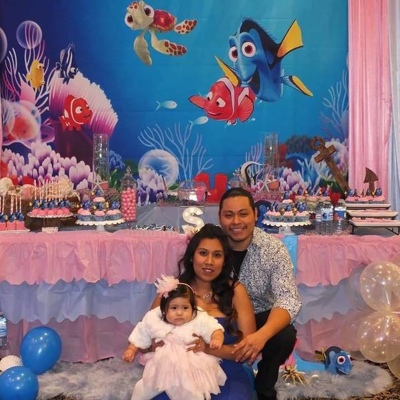 Meet your Posher, Claudia - Picture 1 of 1